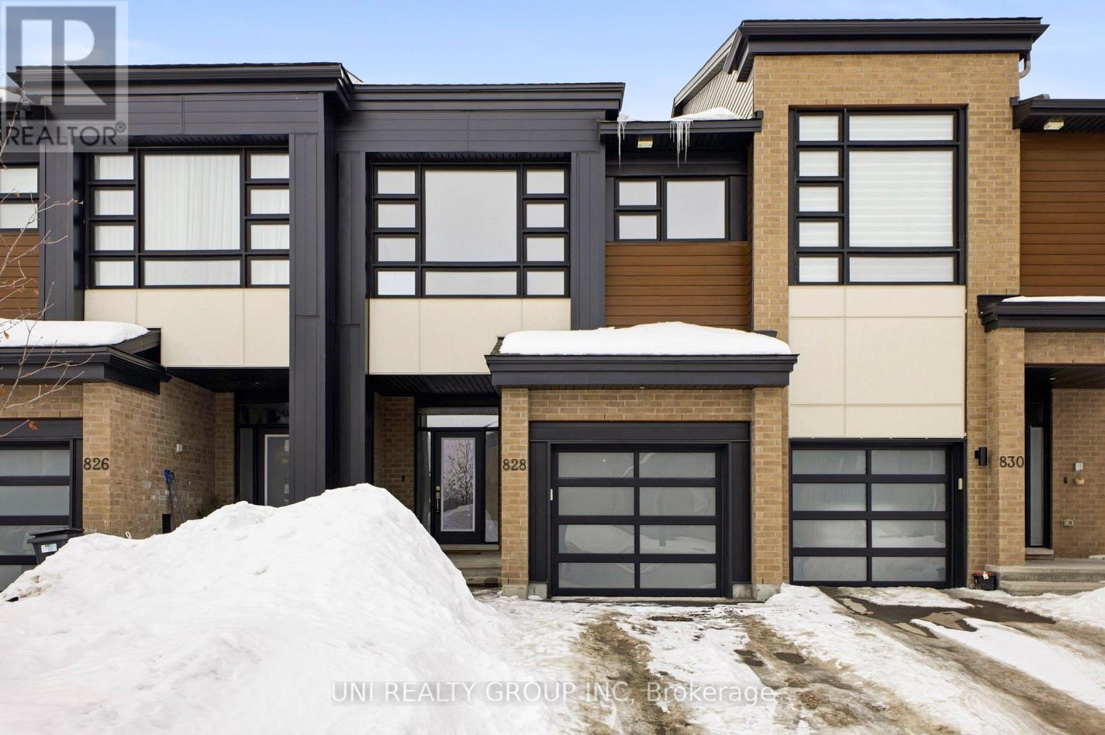 MLS® listing #29428717 for sale located at 828 CHIPPING CIRCLE