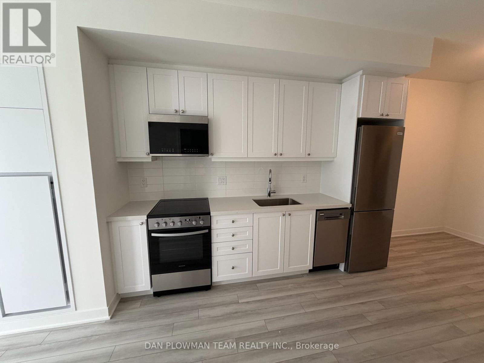 MLS® listing #29429861 for sale located at 103 - 51 CLARINGTON BOULEVARD