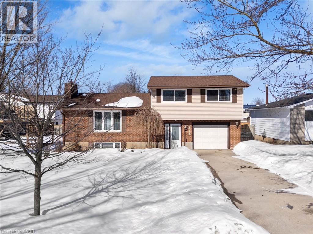 MLS® listing #29430649 for sale located at 218 ARRIS Crescent
