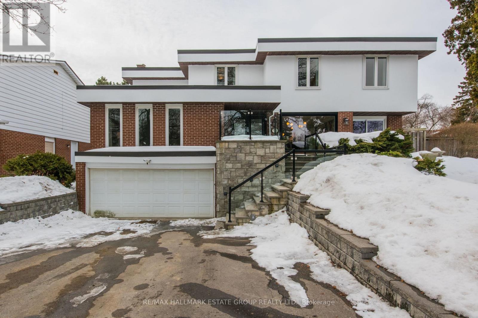 MLS® listing #29430938 for sale located at 55 LONGWOOD DRIVE