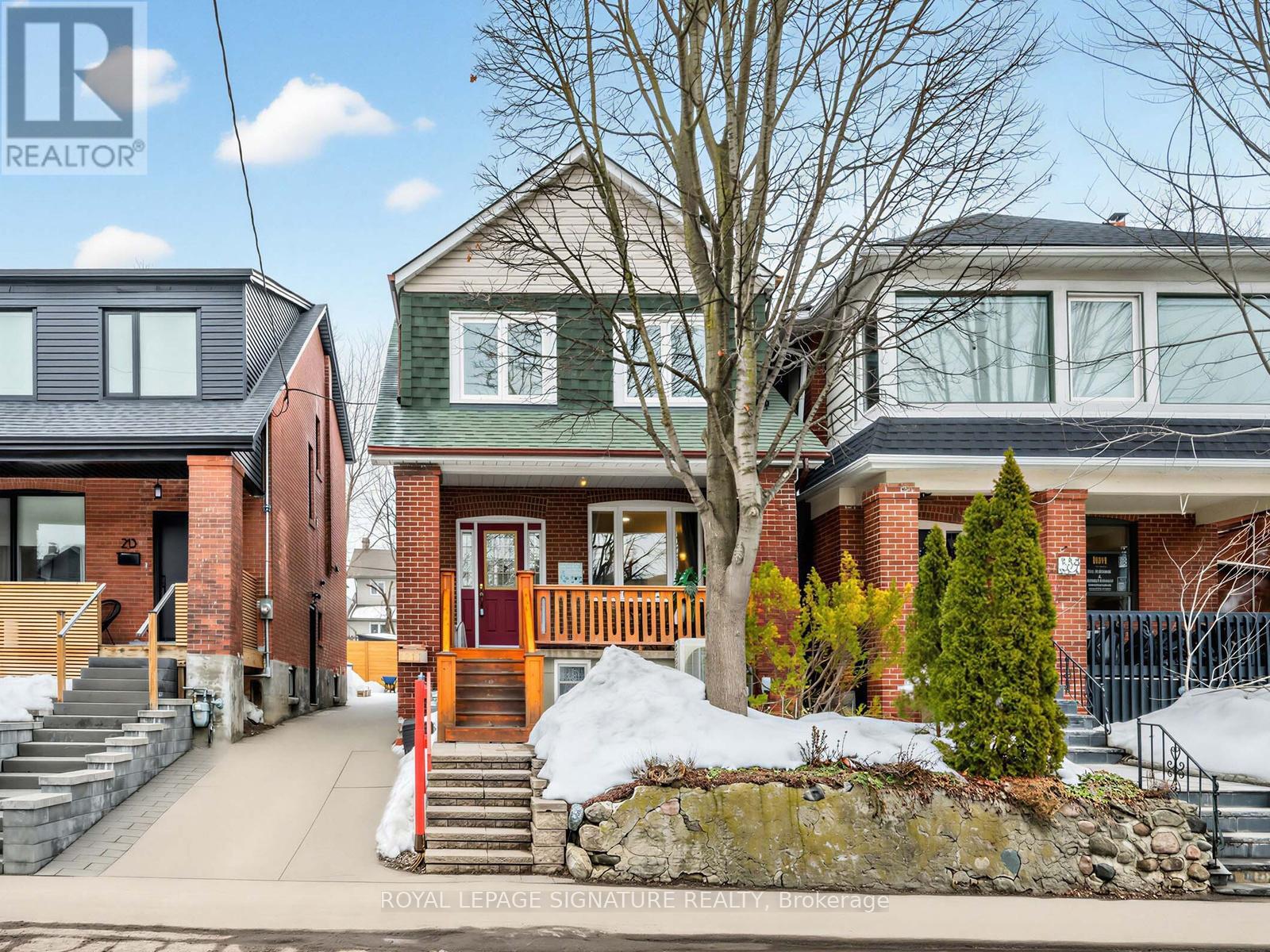 MLS® listing #29432378 for sale located at 211 ARLINGTON AVENUE