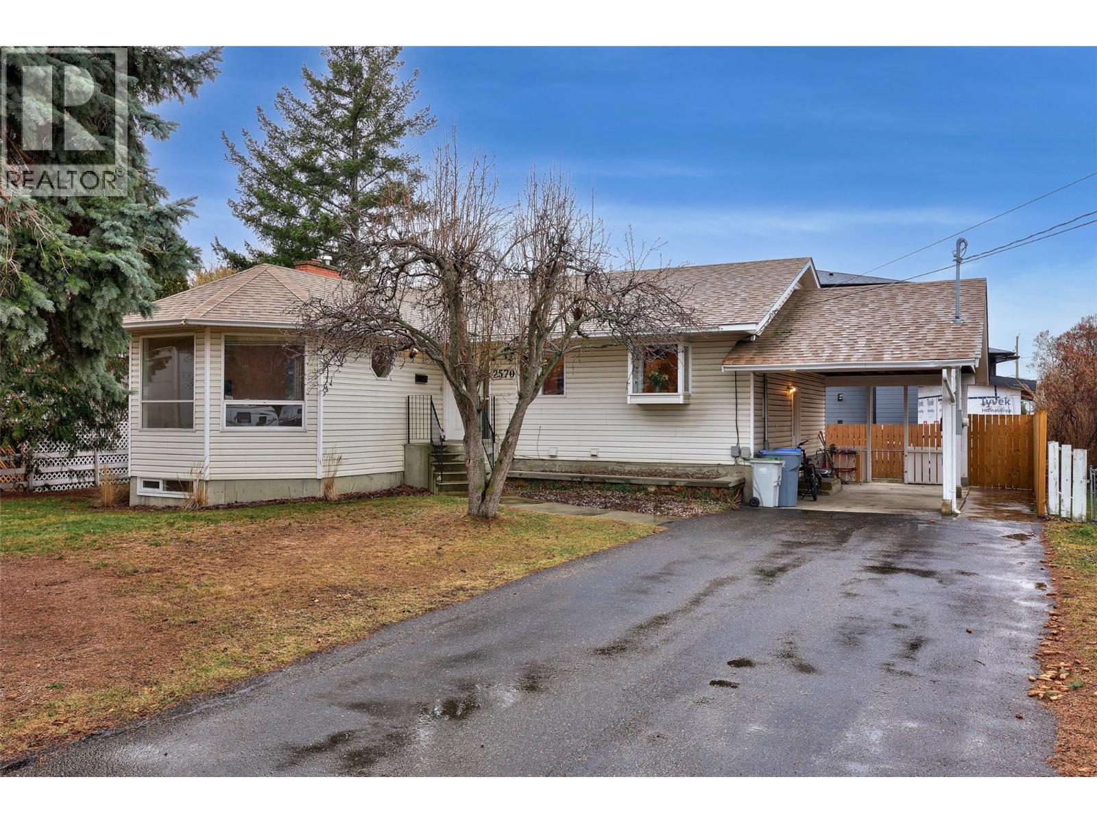 MLS® listing #29434426 for sale located at 2570 Thompson Drive