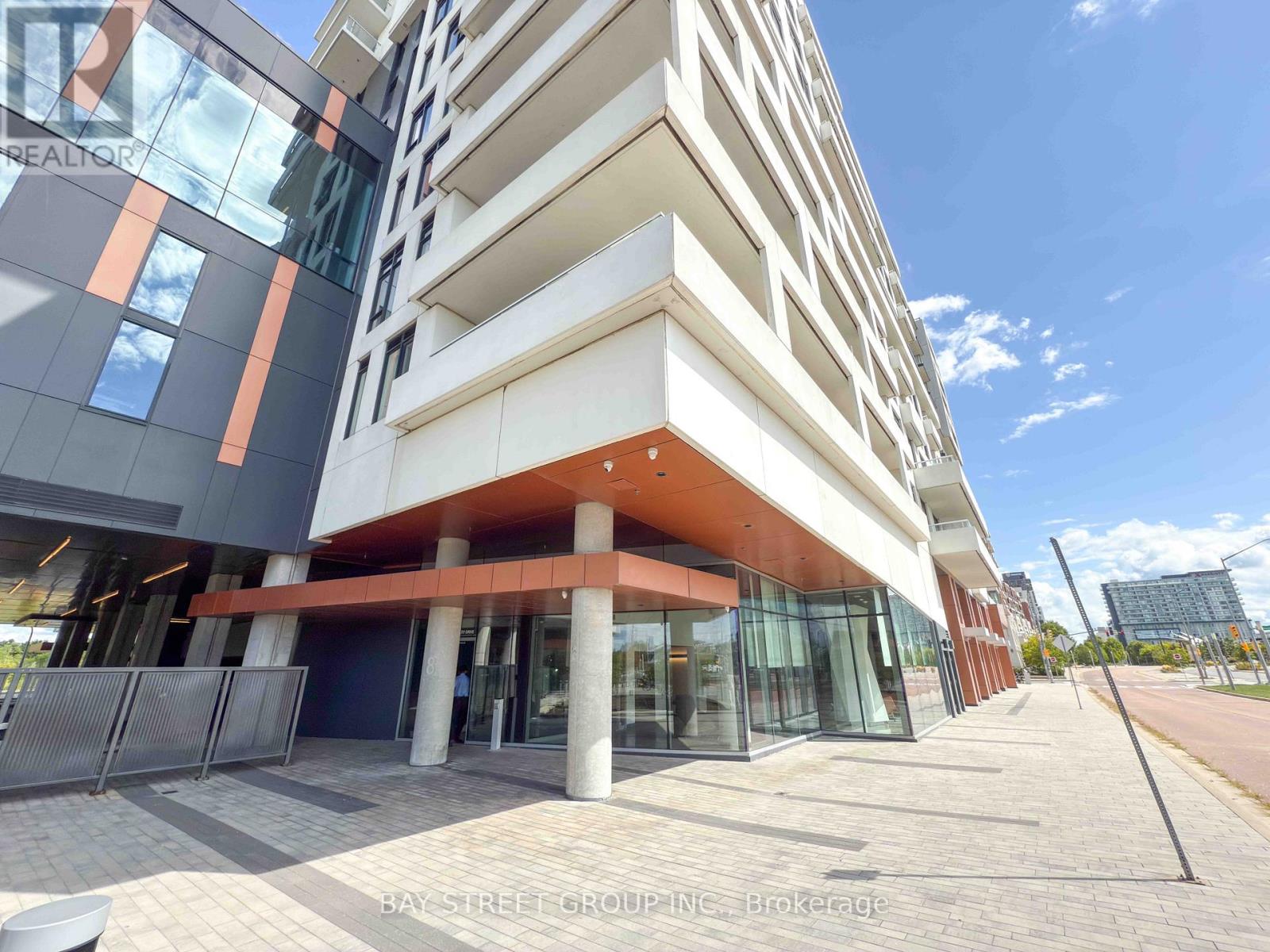 MLS® listing #29436381 for sale located at 1001B - 8 ROUGE VALLEY DRIVE W