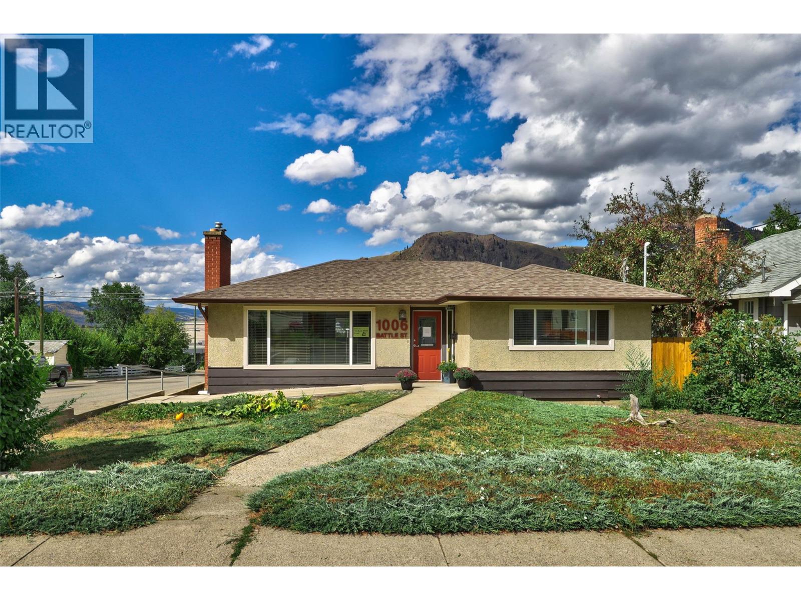 MLS® listing #29440310 for sale located at 1006 Battle Street