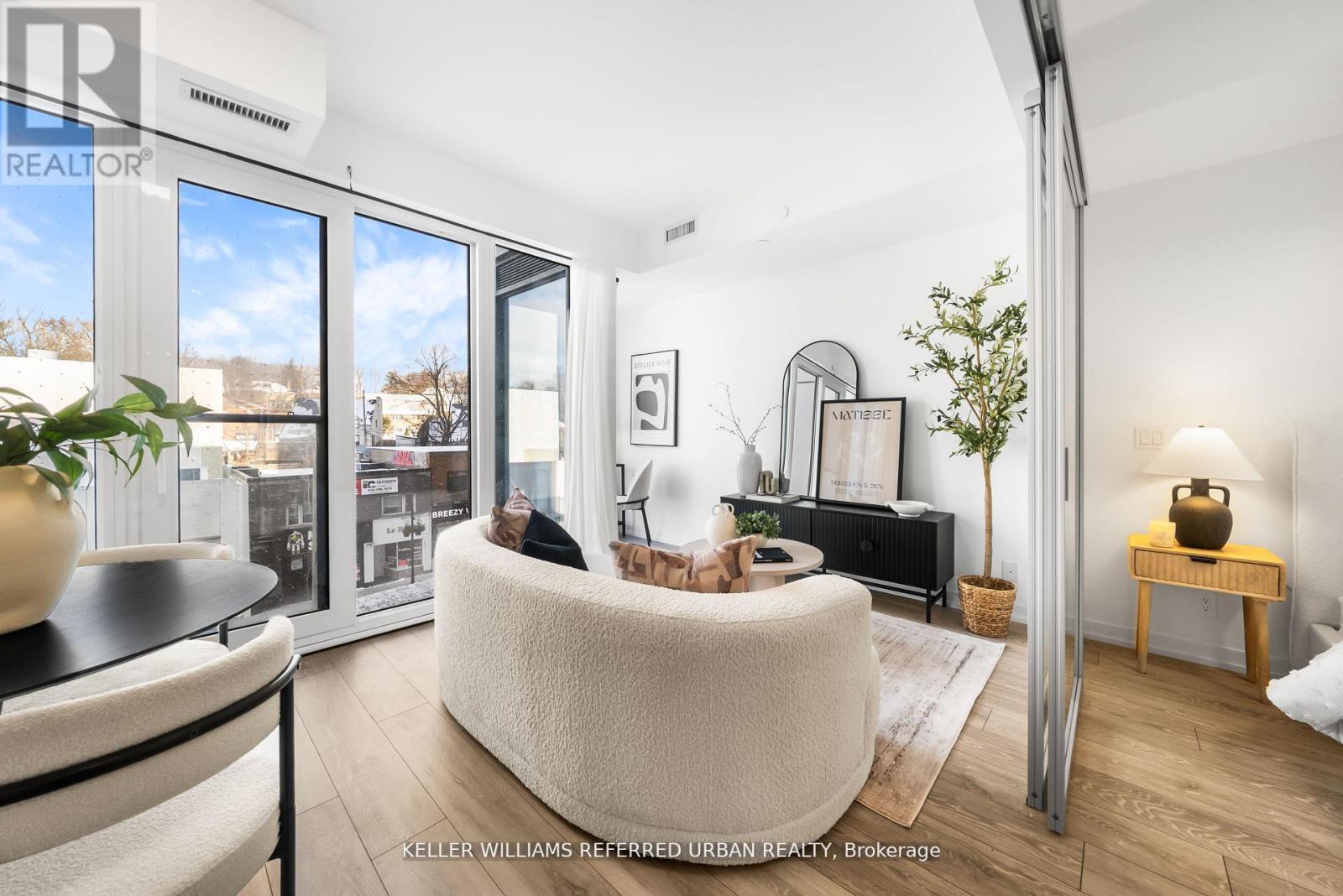 MLS® listing #29441986 for sale located at 322 - 2020 BATHURST STREET