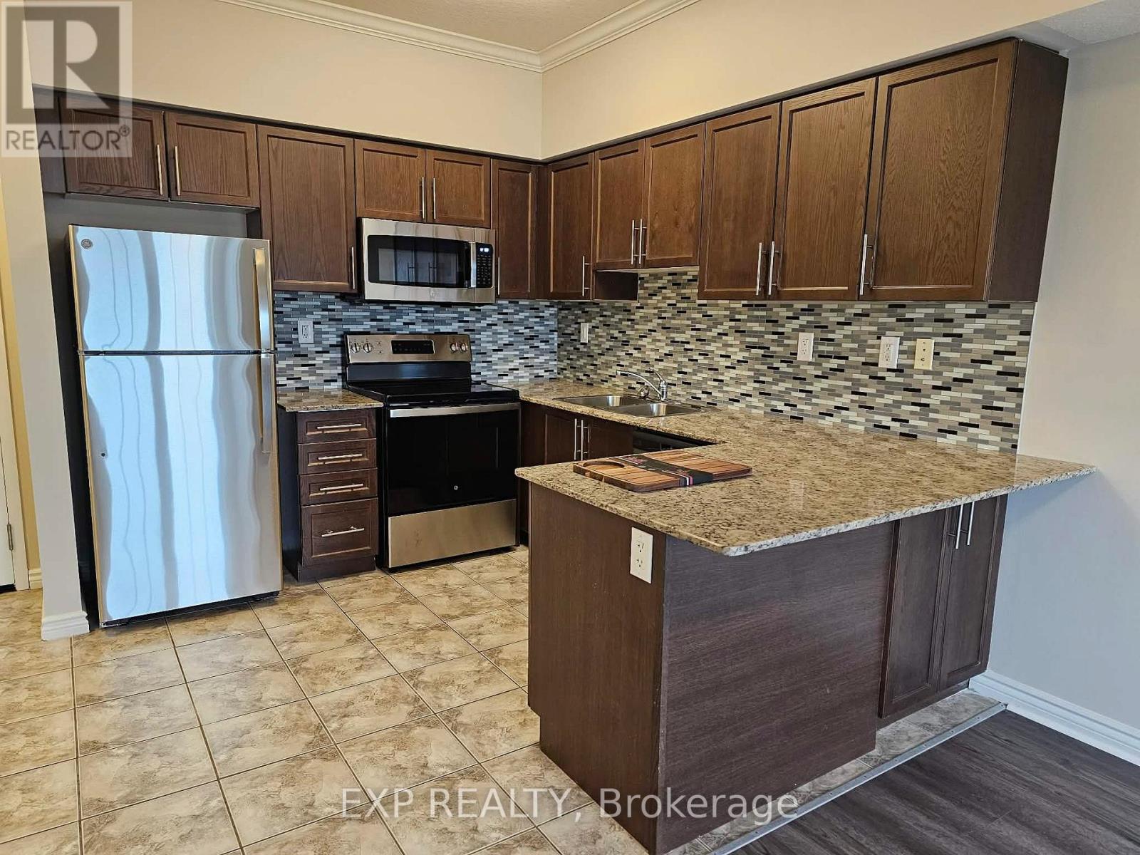 MLS® listing #29442363 for sale located at PH15 - 5 RITTENHOUSE ROAD