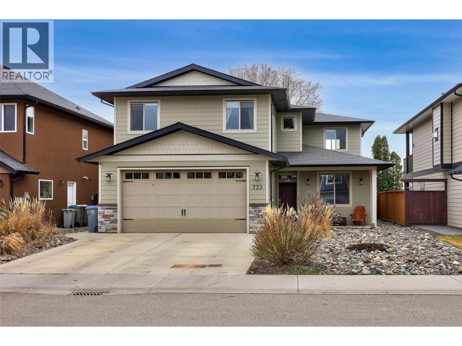 MLS® listing #29446159 for sale located at 733 HAYWARD Place