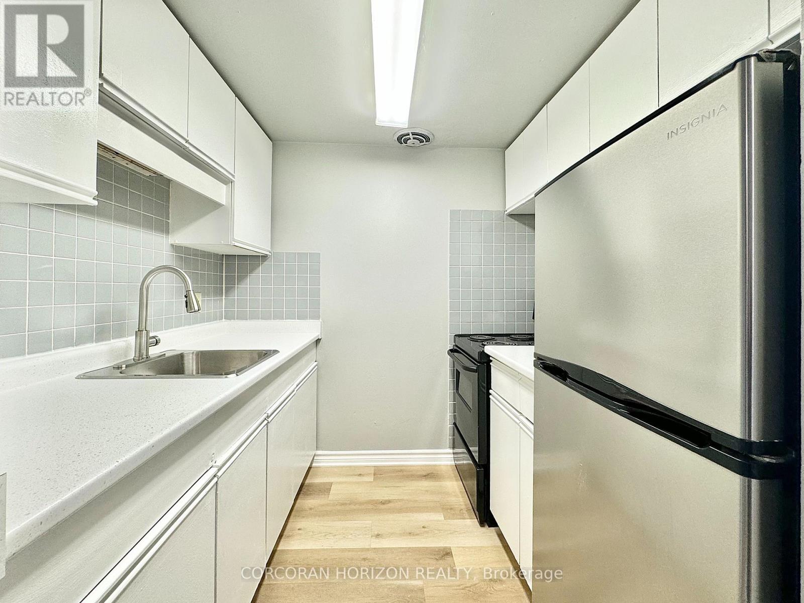 MLS® listing #29452555 for sale located at 2 - 1200 COURTLAND AVENUE E