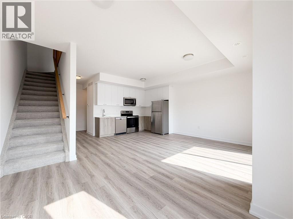 MLS® listing #29459450 for sale located at 25 PALACE Street Unit# R20