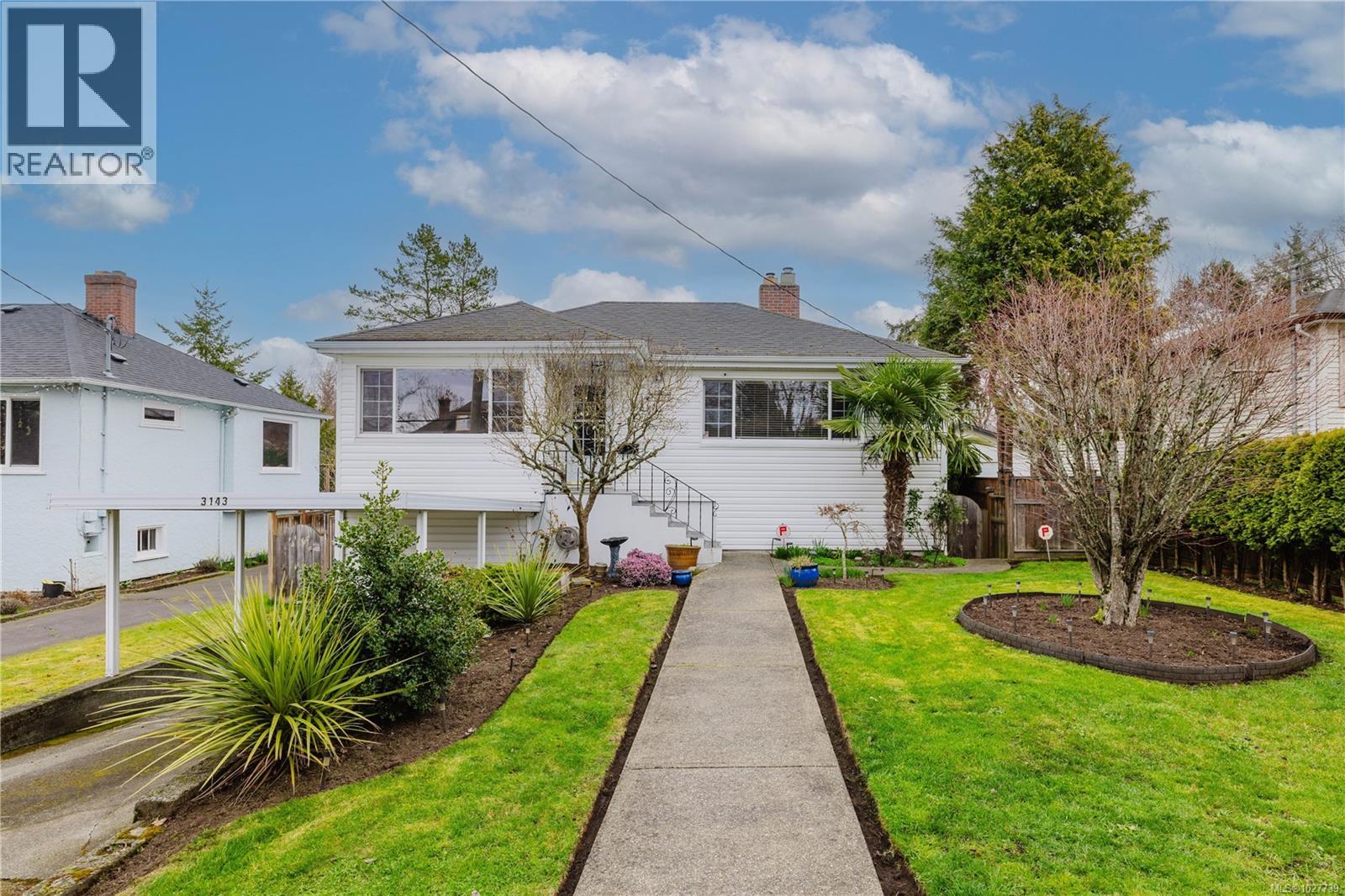 MLS® listing #29460790 for sale located at 3143 Fifth St