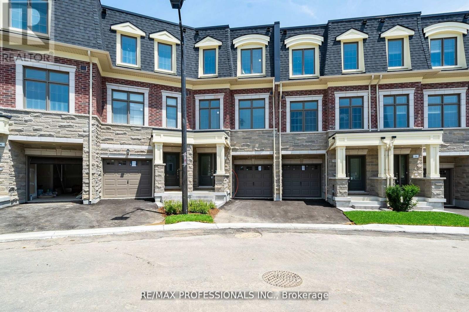 MLS® listing #29461589 for sale located at 100 SALINA STREET