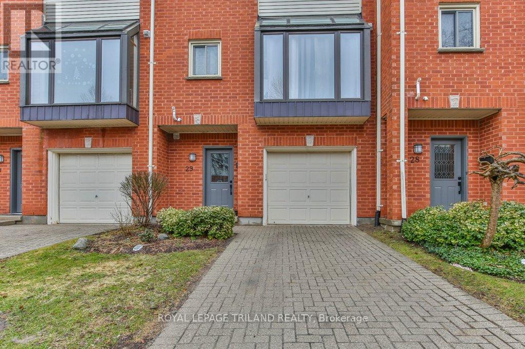 MLS® listing #29466461 for sale located at 29 - 683 WINDERMERE ROAD