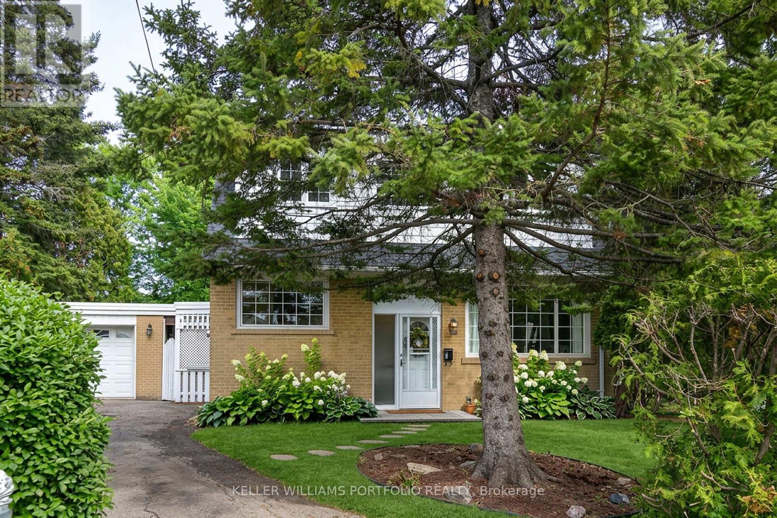 MLS® listing #29471331 for sale located at 88 SABRINA DR DRIVE