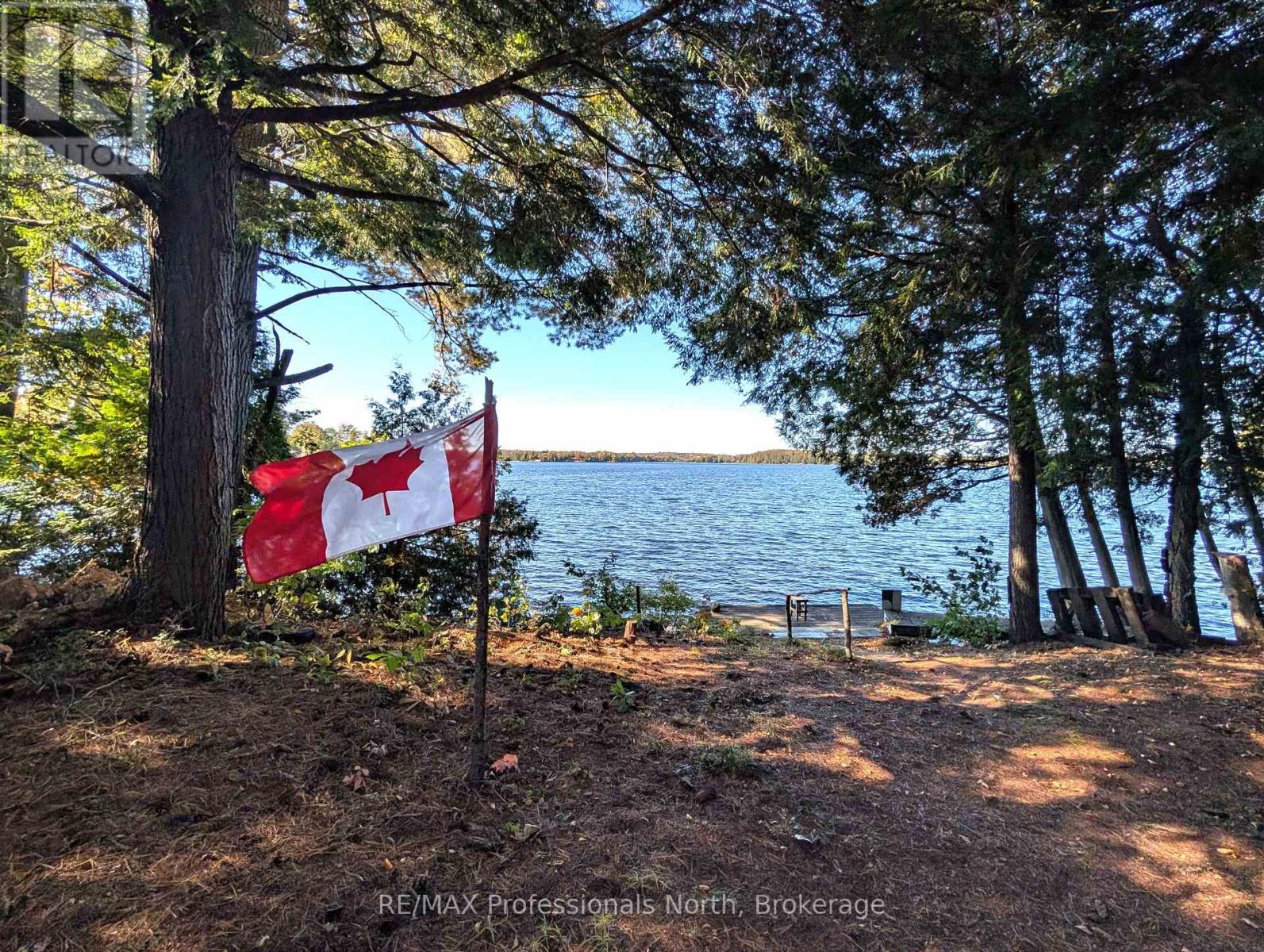 MLS® listing #29471463 for sale located at 40 CENTRE ROAD