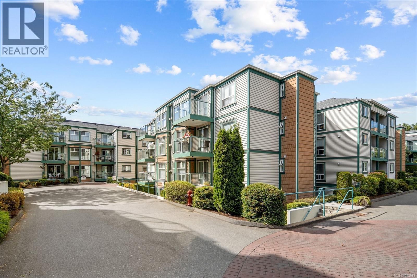 MLS® listing #29471742 for sale located at 412 894 Vernon Ave