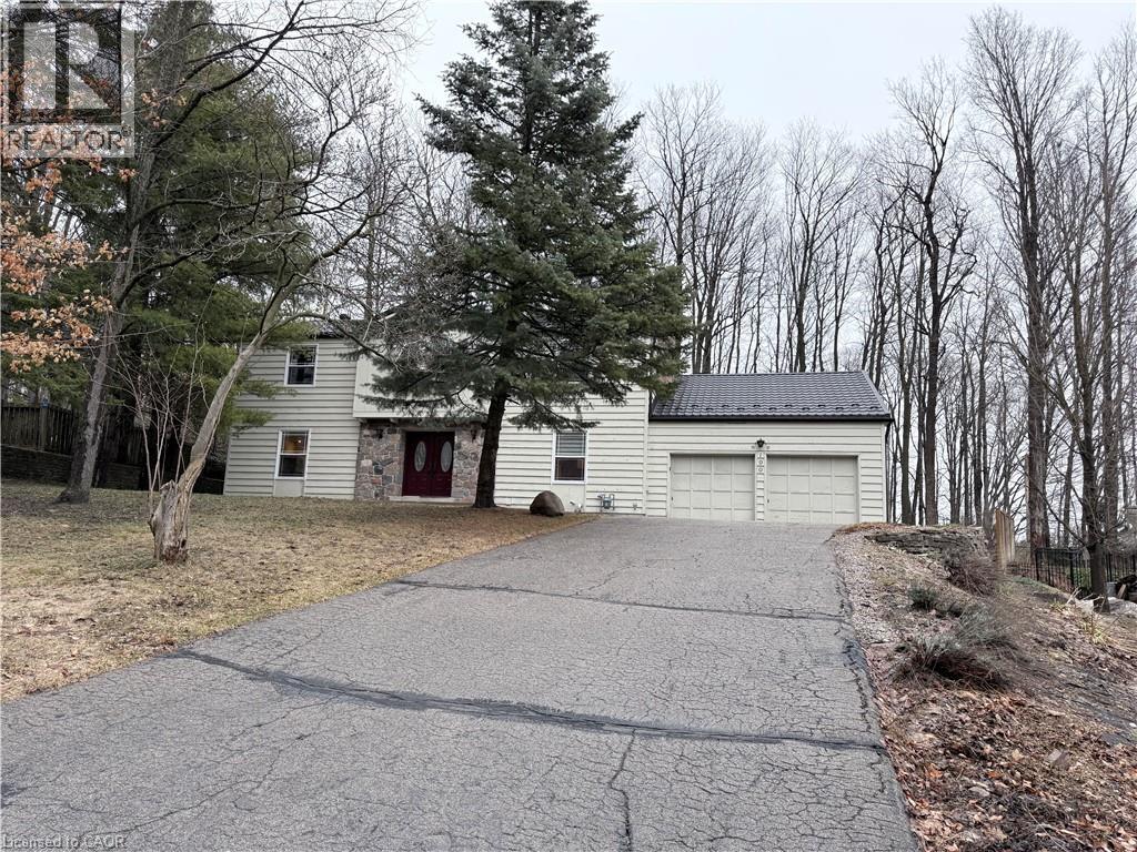 MLS® listing #29472676 for sale located at 190 MOHAWK Avenue