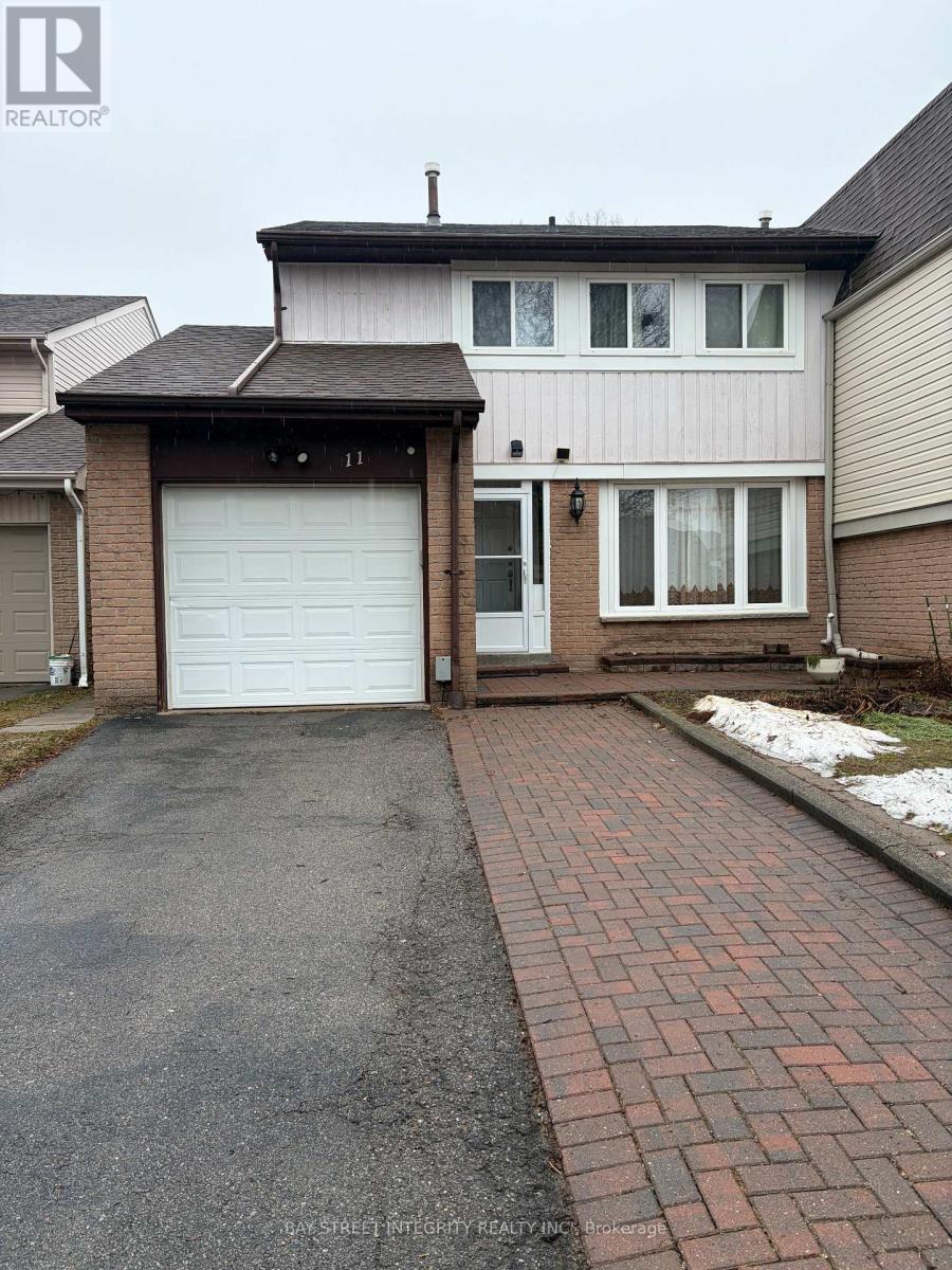 MLS® listing #29472740 for sale located at 11 ROUGHFIELD CRESCENT