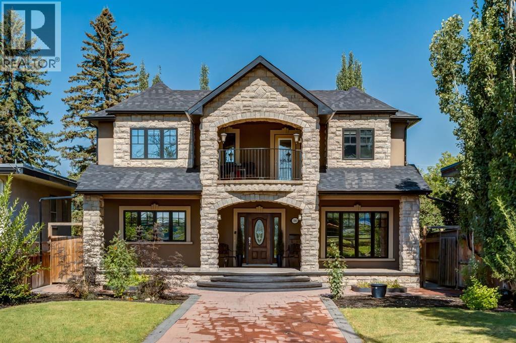 MLS® listing #29472772 for sale located at 1840 Westmount Boulevard NW