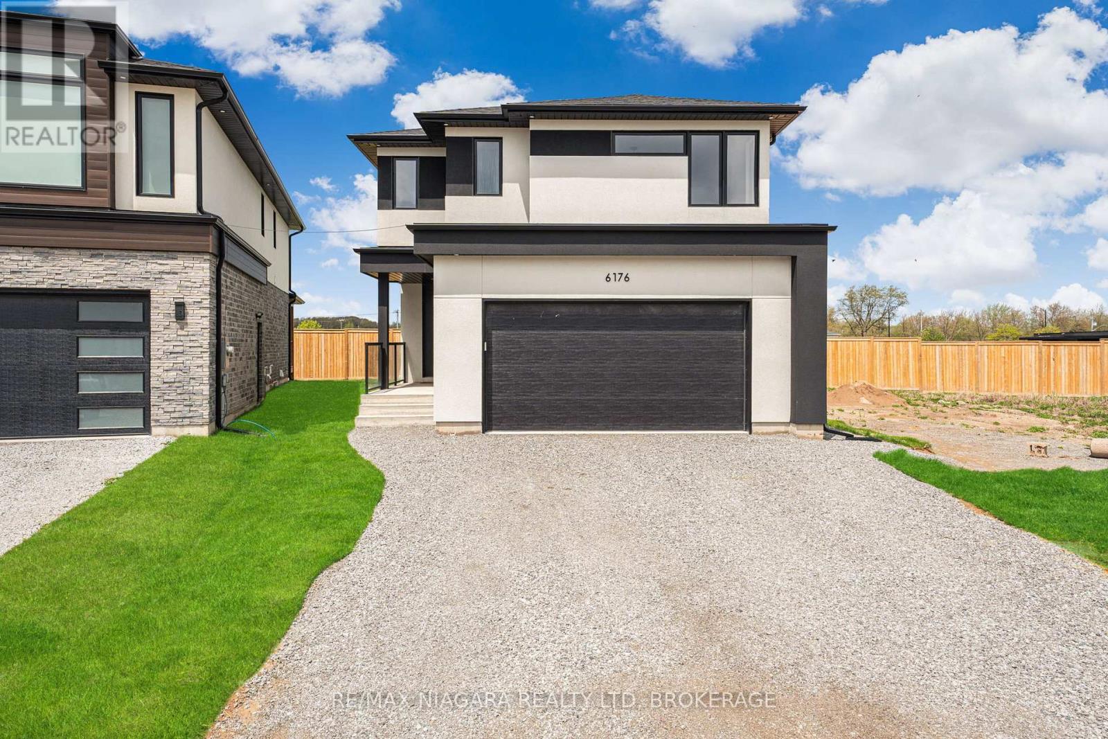 MLS® listing #29472877 for sale located at 6176 CURLIN CRESCENT