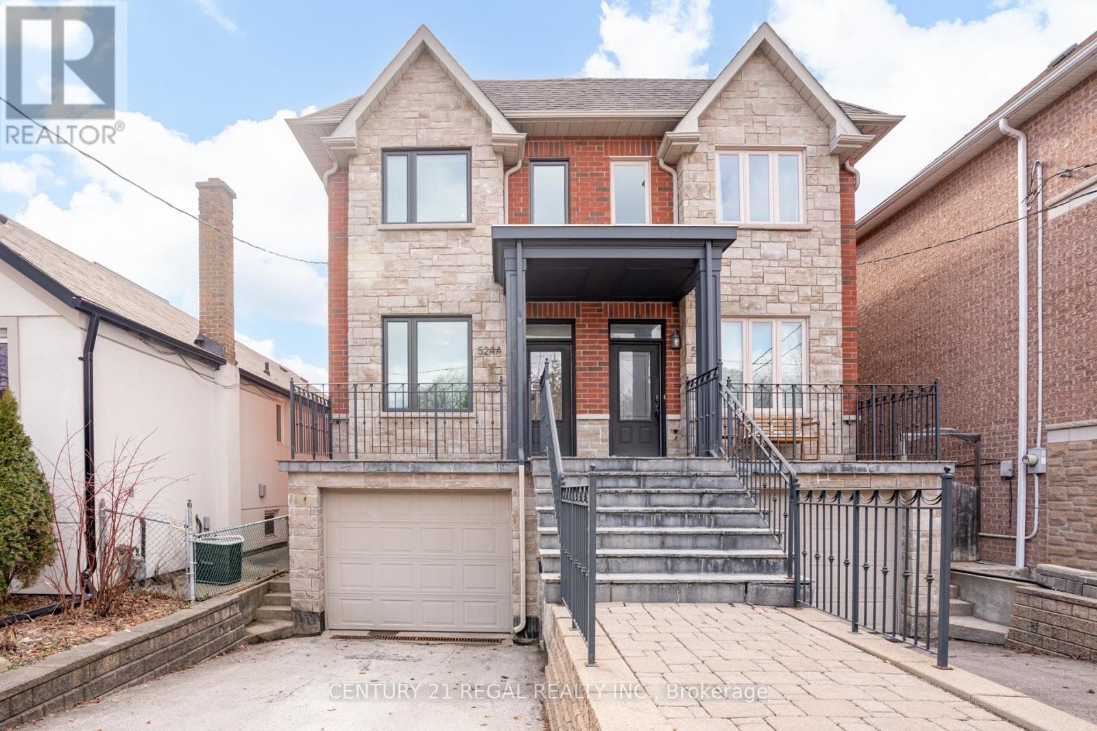 MLS® listing #29474905 for sale located at 524A MCROBERTS AVENUE