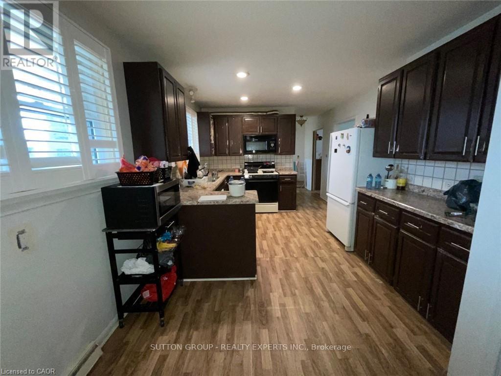 MLS® listing #29475136 for sale located at 415 MOUNT PLEASANT ROAD