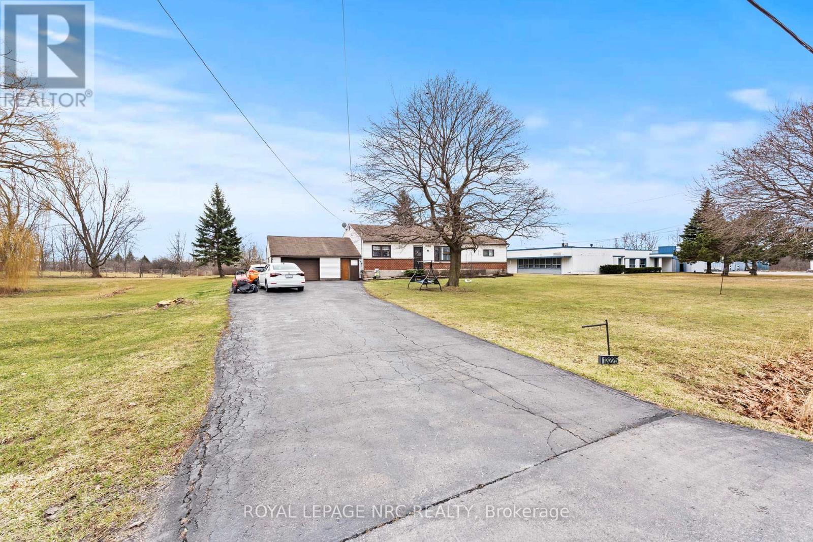 MLS® listing #29475744 for sale located at 13225 LUNDY\"S LANE