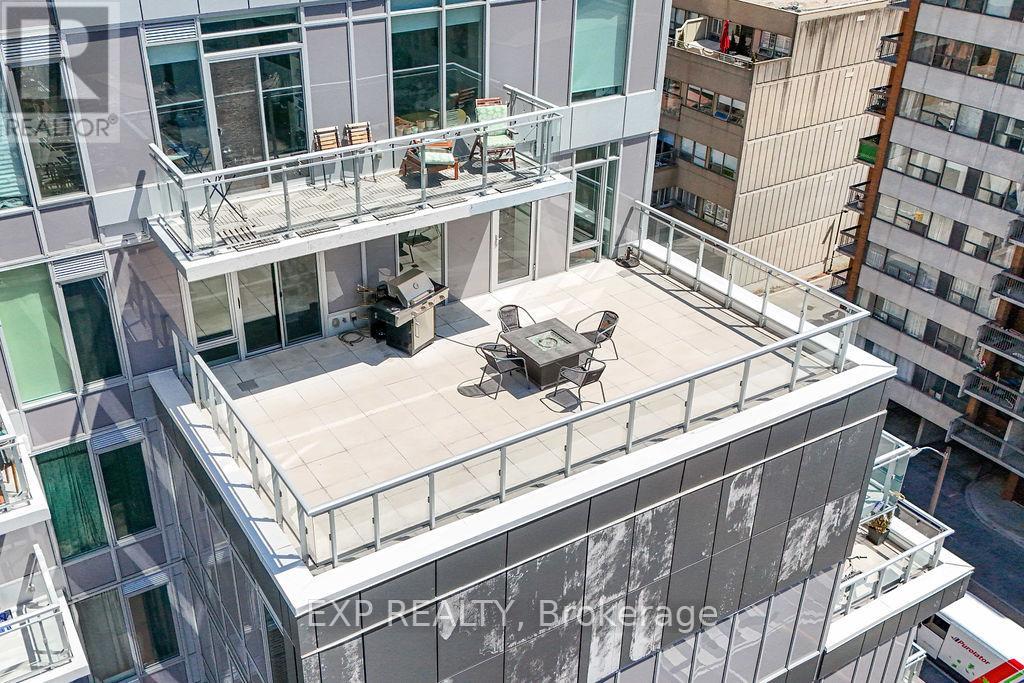 MLS® listing #29475807 for sale located at 805 - 68 MERTON STREET