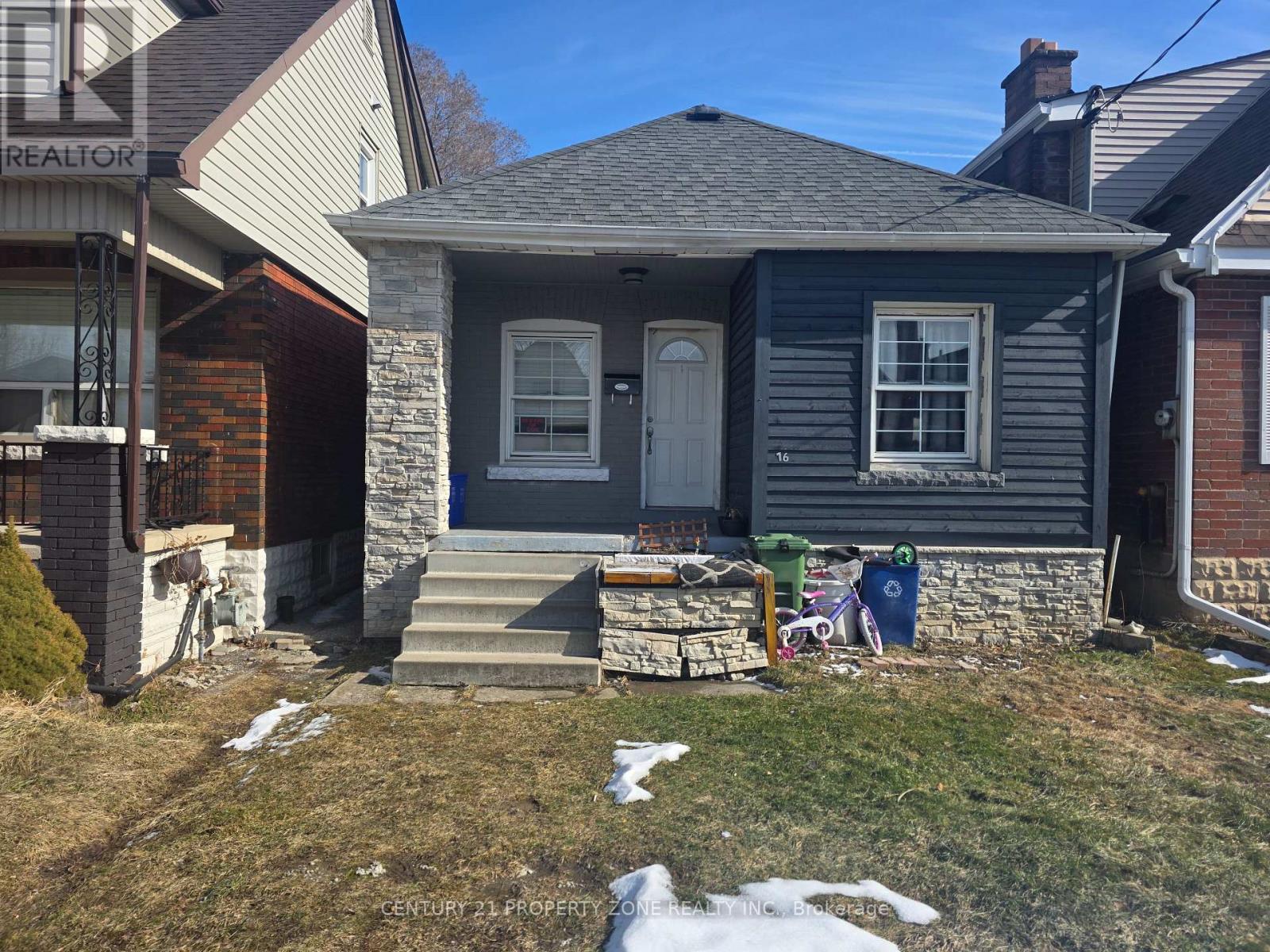 MLS® listing #29475915 for sale located at 166 BARONS AVENUE N