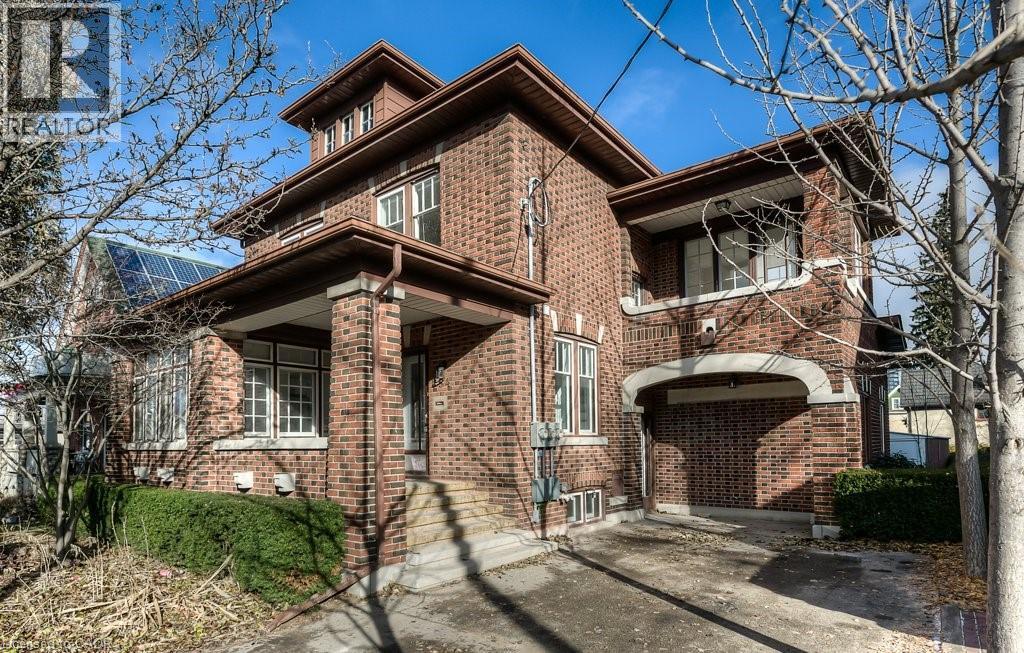 MLS® listing #29477475 for sale located at 54 PARK Street