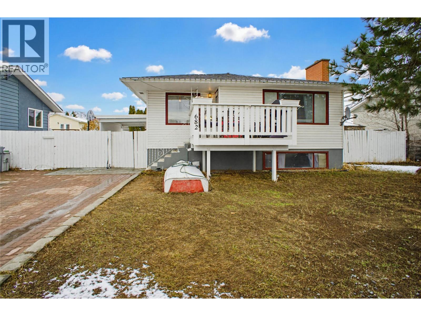 MLS® listing #29477536 for sale located at 682 Alberni Avenue