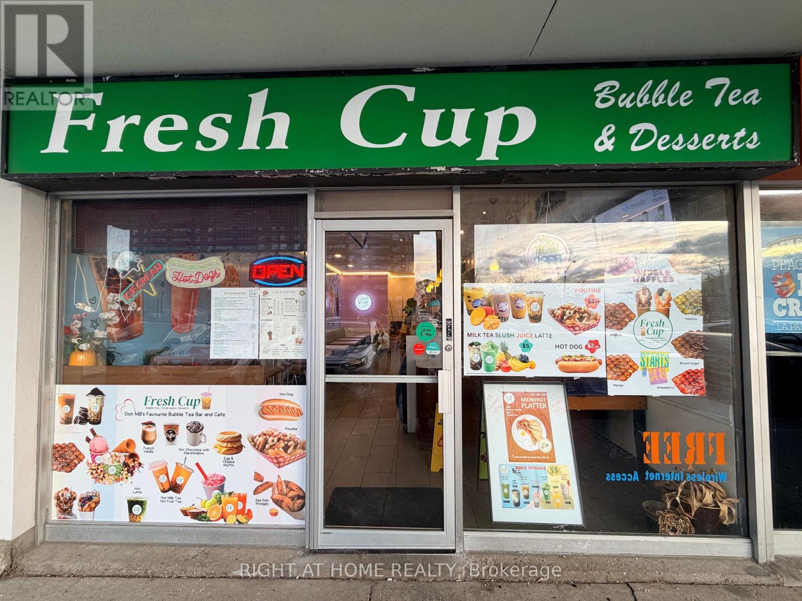 MLS® listing #29478978 for sale located at 20 - 3046 DON MILLS ROAD