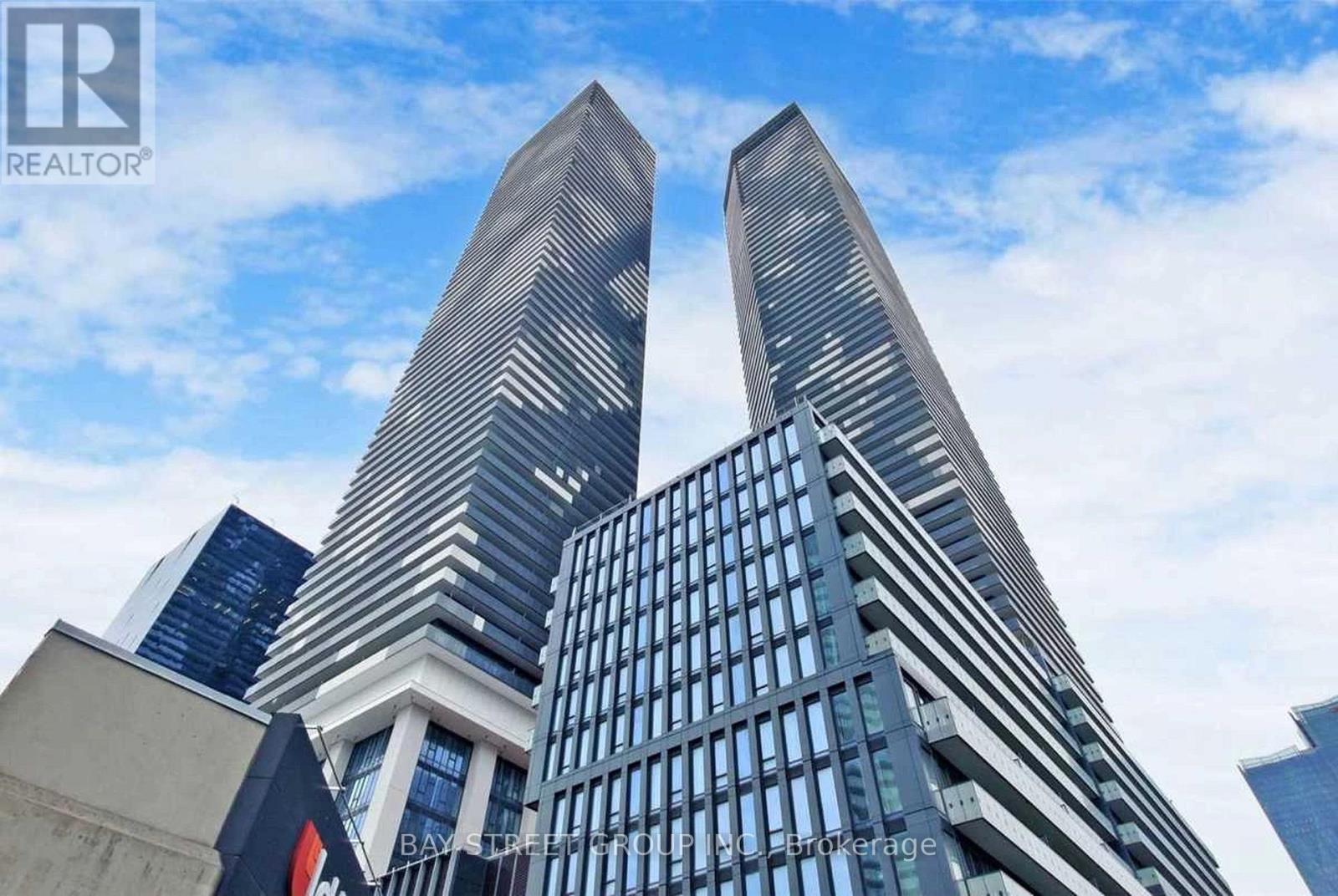 MLS® listing #29479015 for sale located at 5206 - 138 DOWNES STREET