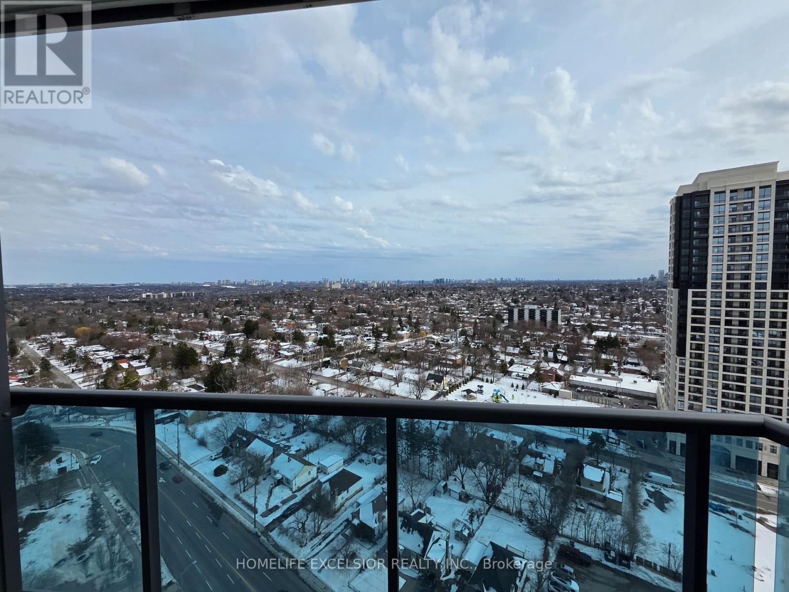 MLS® listing #29479019 for sale located at 2027 - 7161 YONGE STREET