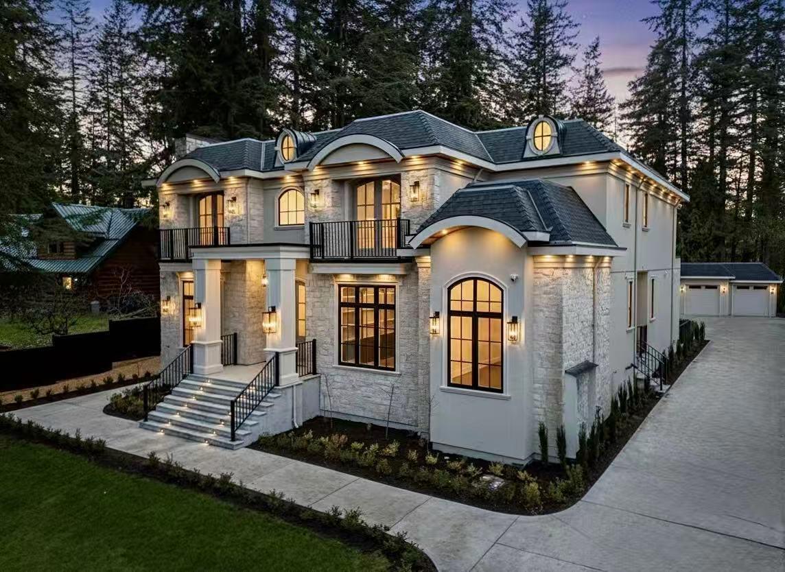 MLS® listing #29483468 for sale located at 2533 141 STREET