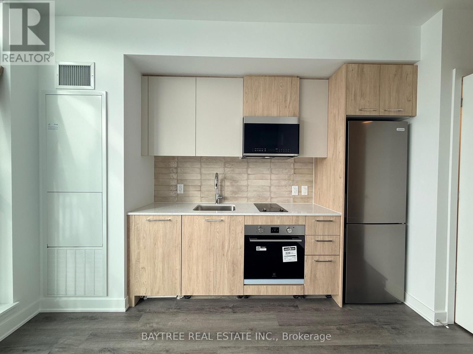 MLS® listing #29483521 for sale located at 625 - 30 DREAMERS WAY