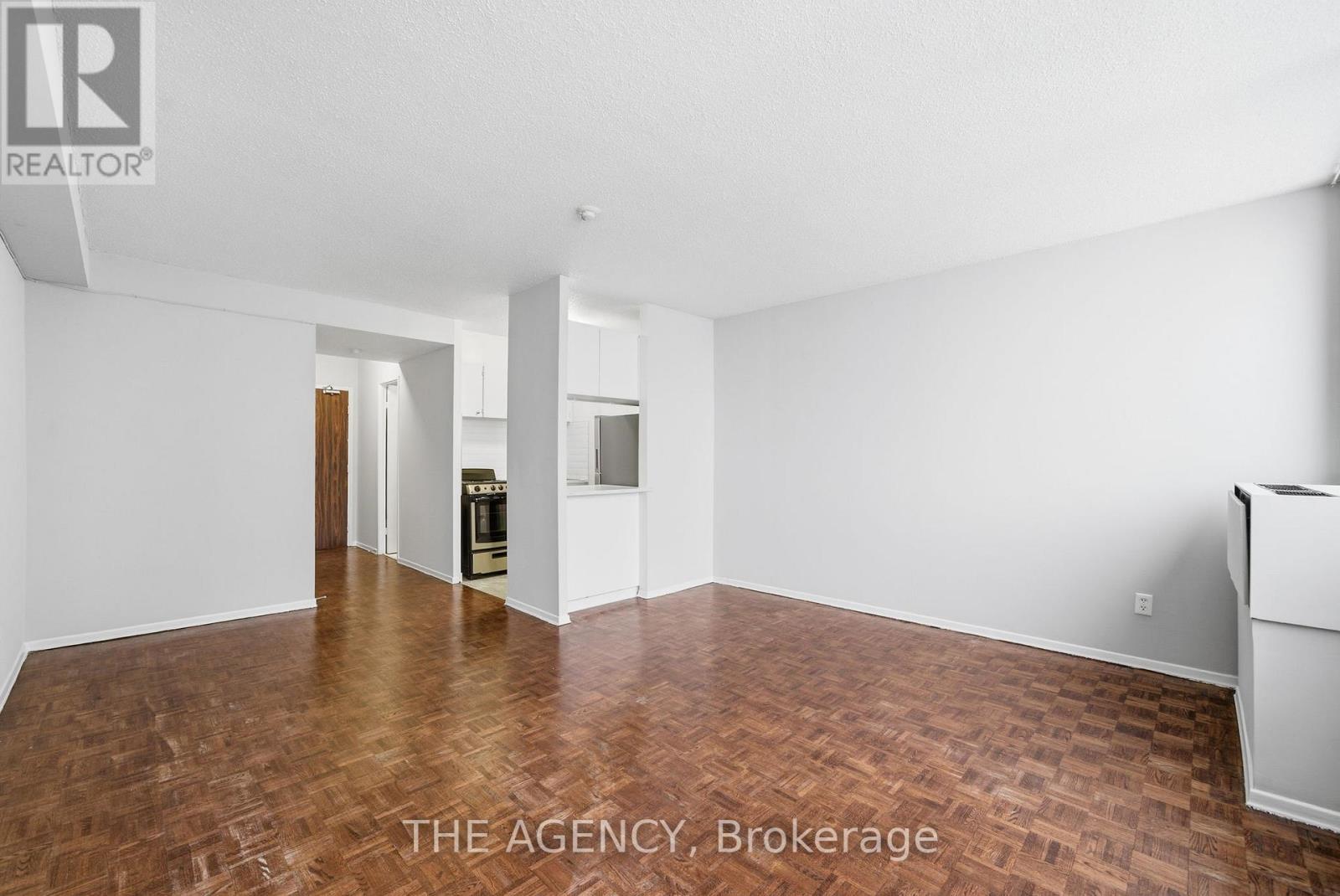 MLS® listing #29483588 for sale located at 2520B - 2360 DUNDAS STREET W