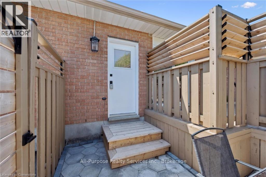 MLS® listing #29483732 for sale located at 92 CONNELLY DRIVE