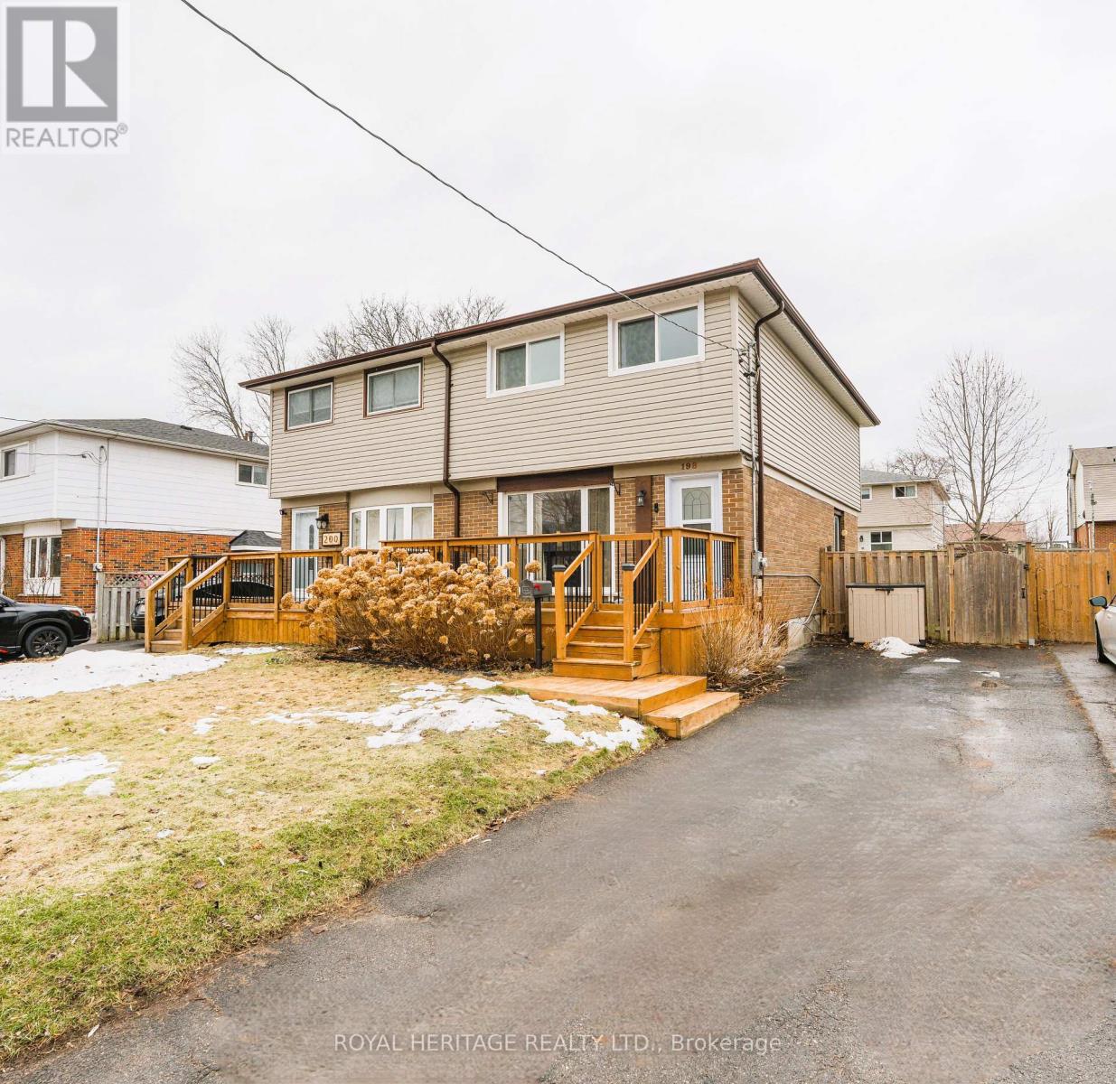 MLS® listing #29484054 for sale located at 198 BARKLEY CRESCENT
