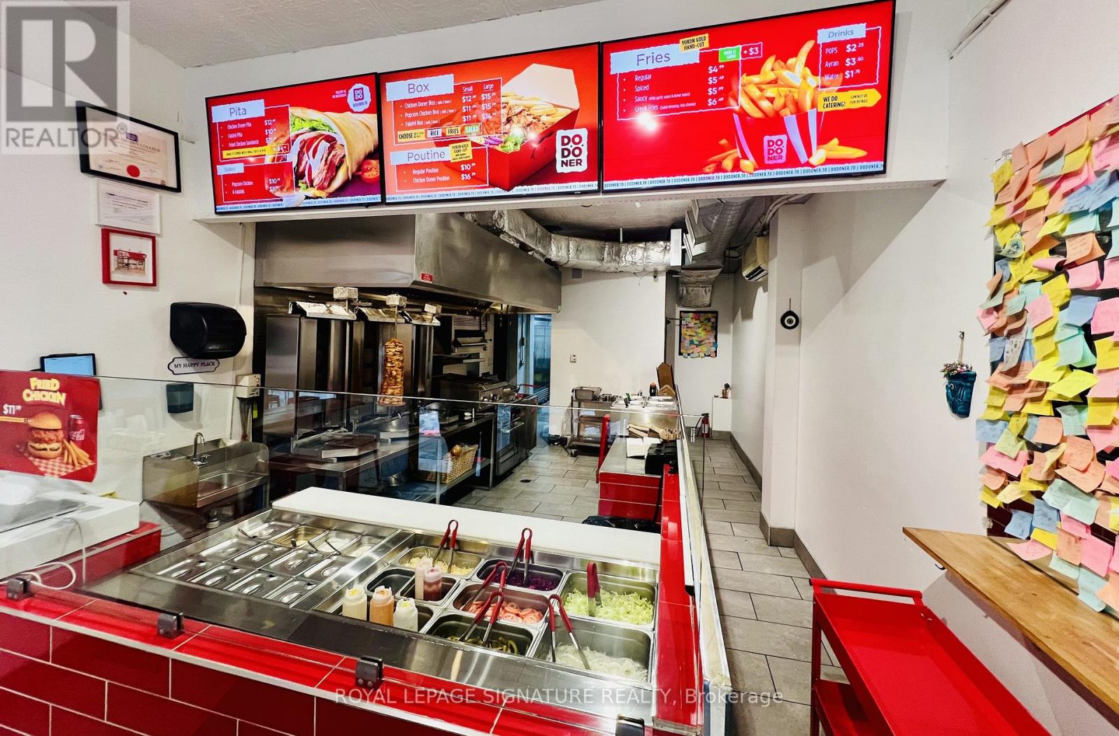 MLS® listing #29487505 for sale located at 1132 QUEEN STREET W