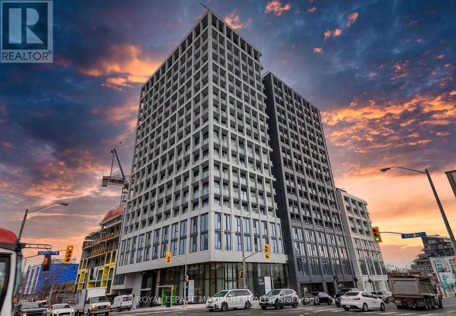 MLS® listing #29487663 for sale located at 201 - 2020 BATHURST STREET