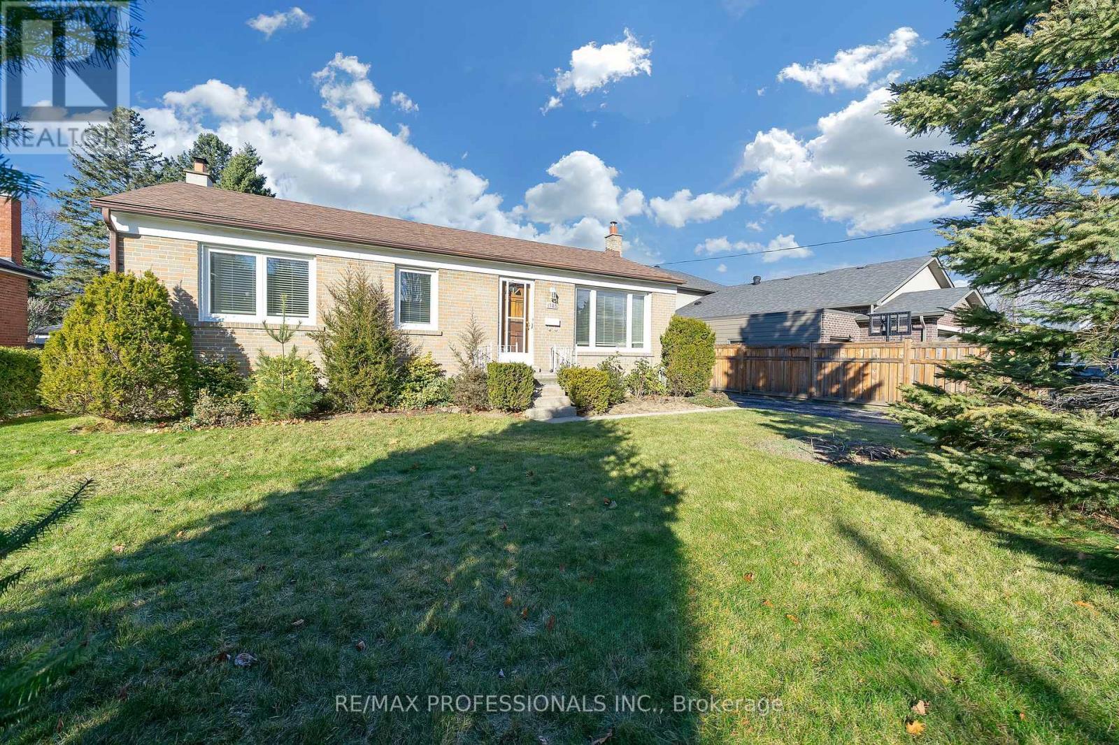 MLS® listing #29489157 for sale located at 1185 SYLVA ROAD