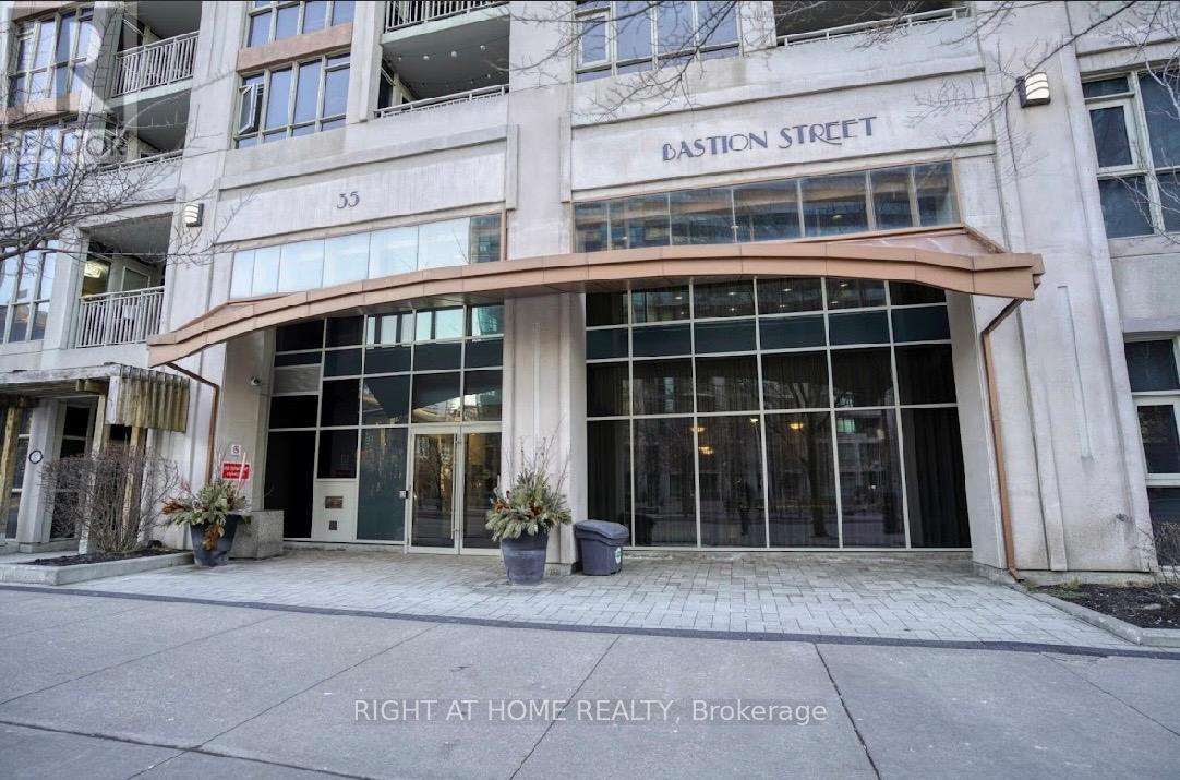 MLS® listing #29491327 for sale located at 706 - 35 BASTION STREET