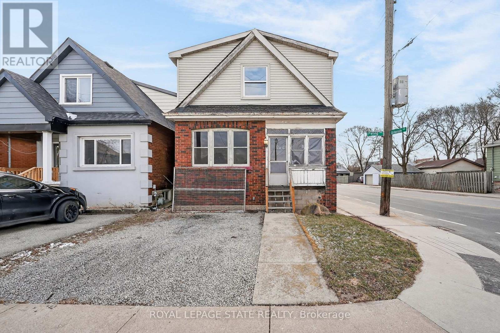 MLS® listing #29491788 for sale located at 240 PALING AVENUE