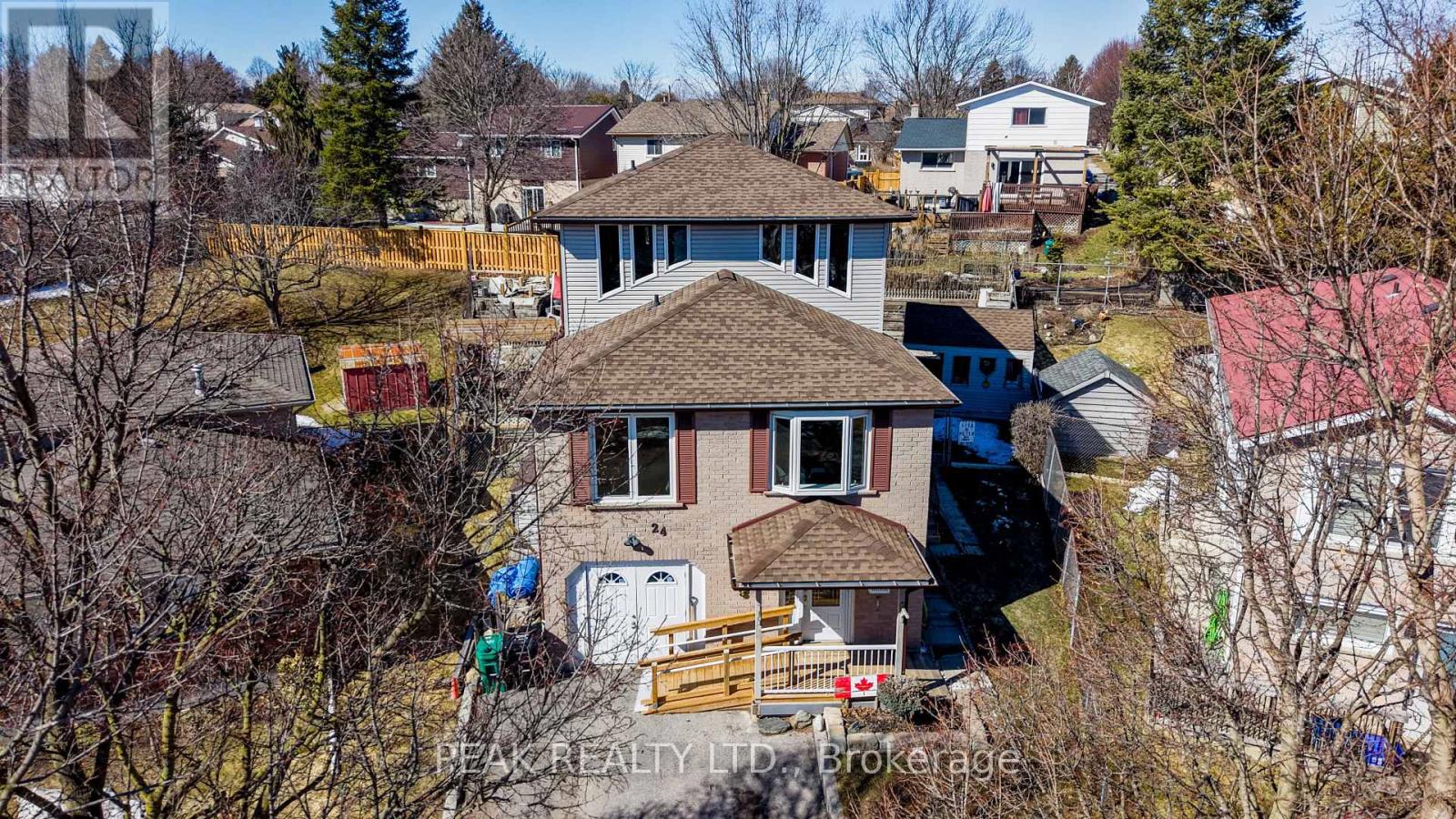 MLS® listing #29492805 for sale located at 24 FARMINGTON PLACE