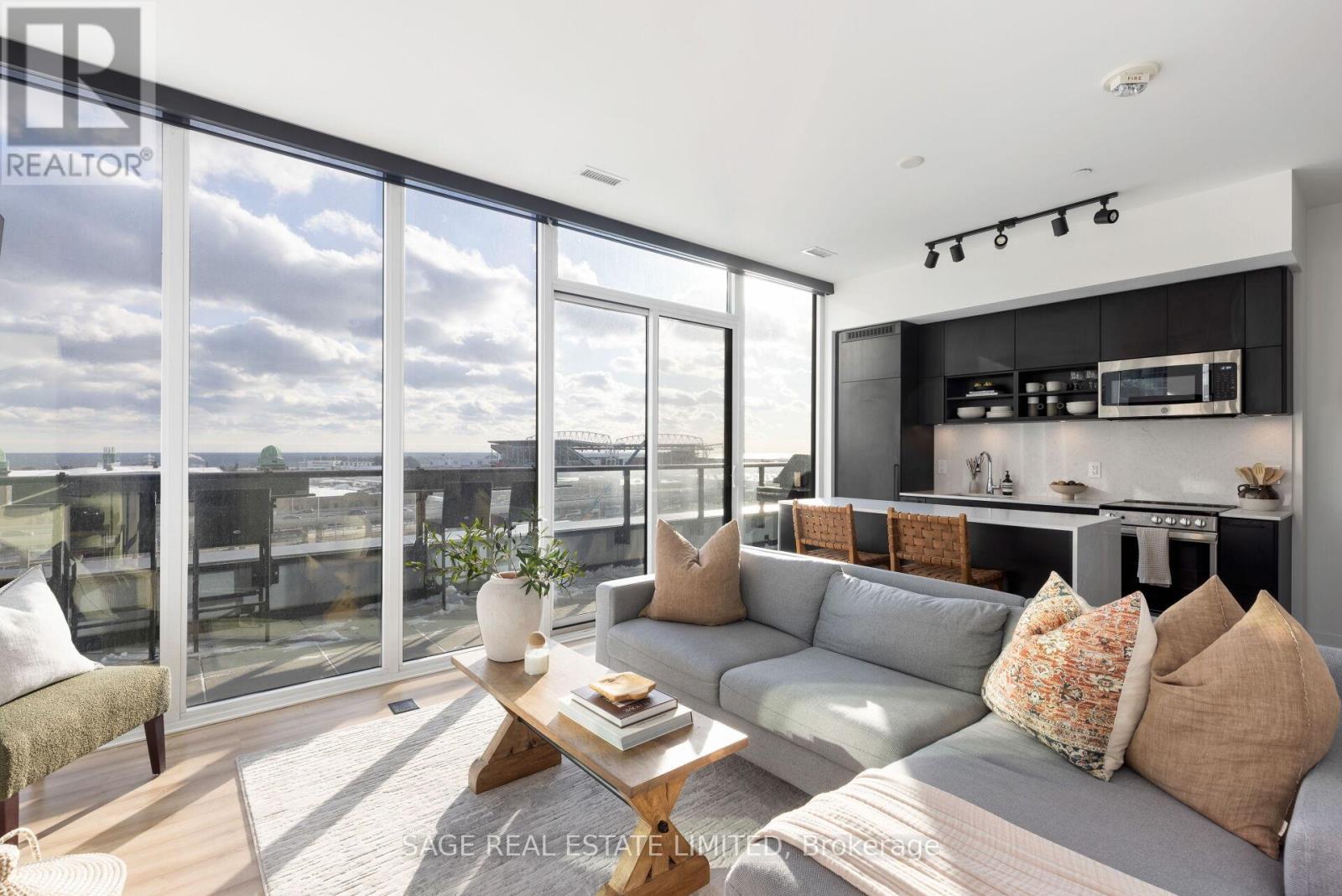 MLS® listing #29493994 for sale located at 715 - 135 EAST LIBERTY STREET