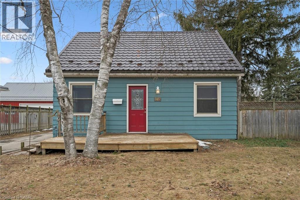 MLS® listing #29495168 for sale located at 381 CONNAUGHT Street