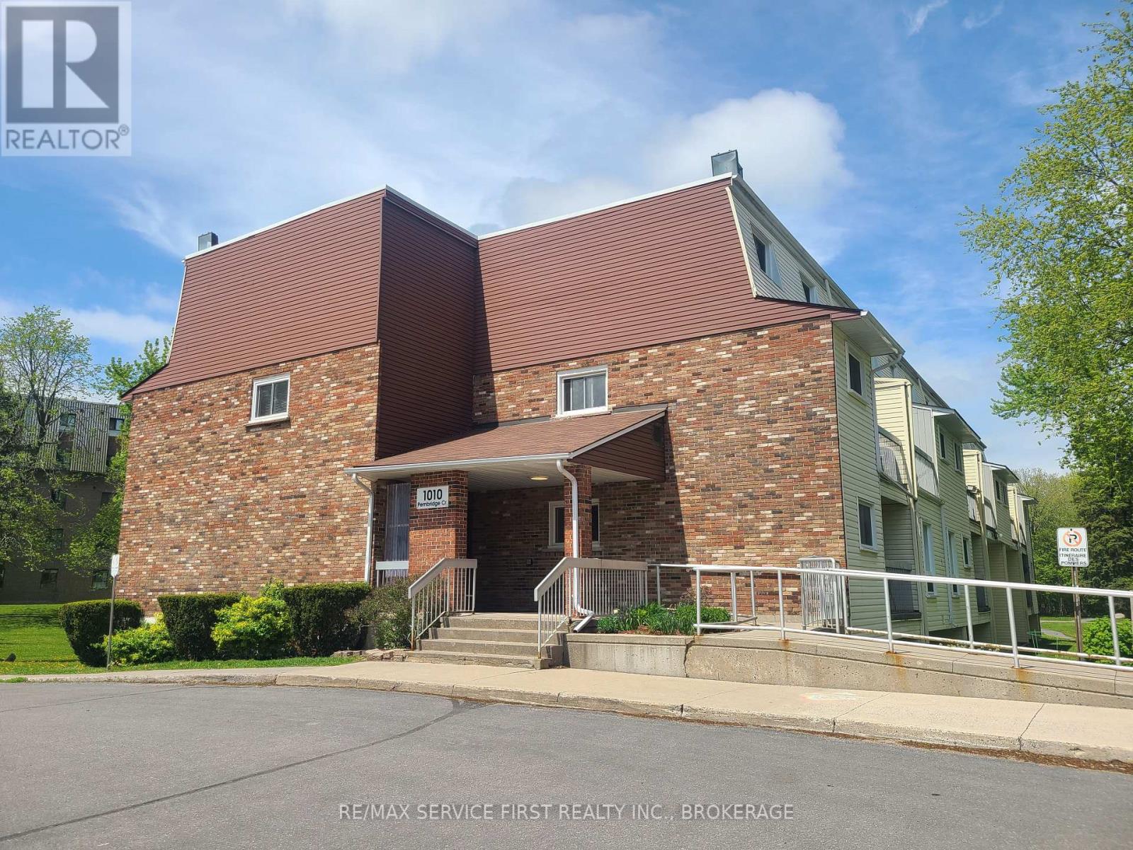 MLS® listing #29495401 for sale located at 103 - 1010 PEMBRIDGE CRESCENT