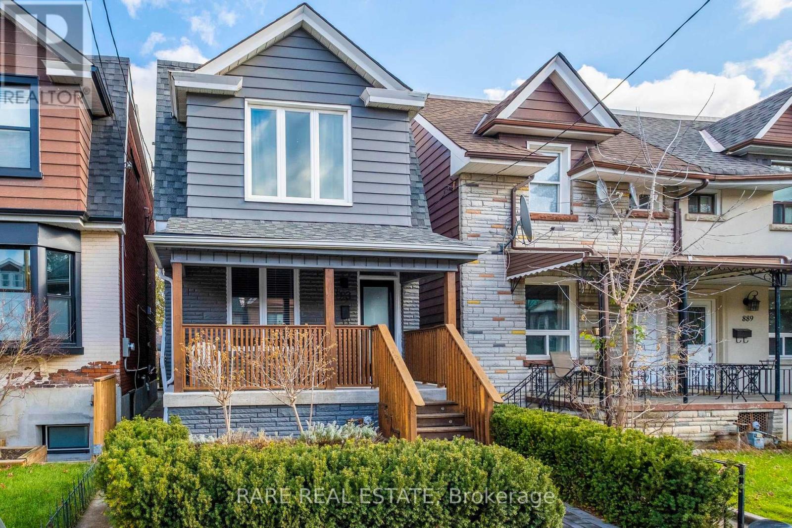 MLS® listing #29496969 for sale located at 893 DOVERCOURT ROAD