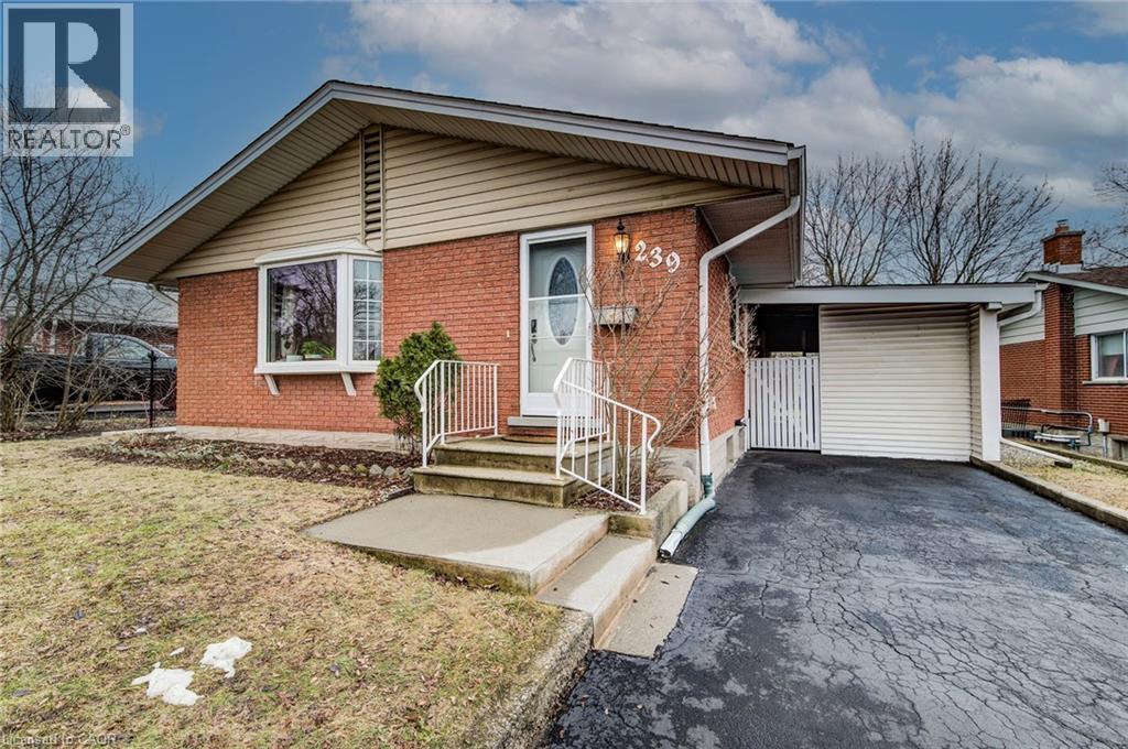 MLS® listing #29499311 for sale located at 239 WINFIELD Avenue