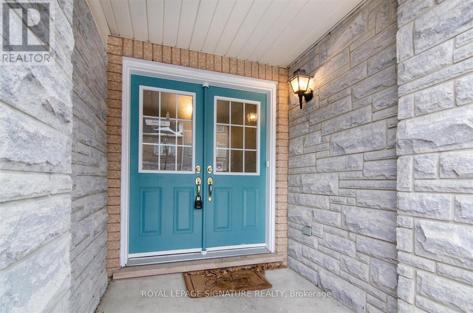 MLS® listing #29499458 for sale located at 632 CANDLESTICK CIRCLE